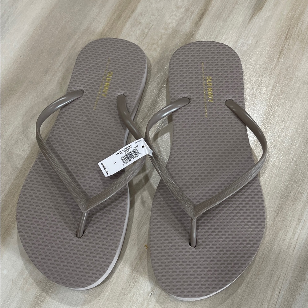 Old Navy Taupe Sandals for Women